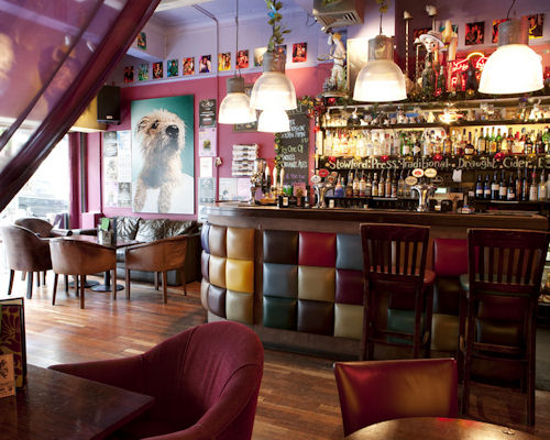 Odder Bar, Manchester